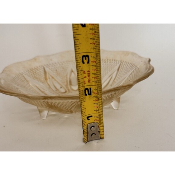 Vintage Pressed Glass Dish – 6” Clear Sunburst Pattern Scalloped Edge Bowl - Picture 5 of 7